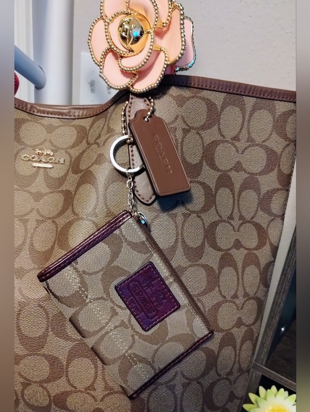 Coach Signature City Tote Bag With Coach Wallet & Coach Coin Pouch 3 Pieces - Picture 4 of 15